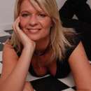 Wild and Horny Zena Ready to Play Live on Cam